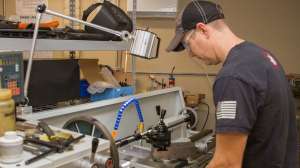 02 Enloe at lathe e991f65cda8cad0d03a7ea8cd2674507