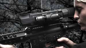 Pulsar IR Illuminator lifestyle 190104 102357