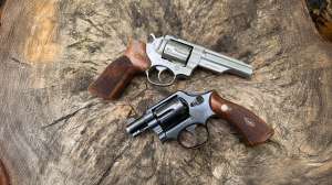 FD Revolver Rennaissance Classic Wood copy