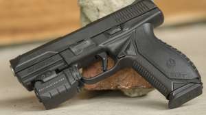 Ruger Amer Pistol01 SAMPLE 190104 101501 22324800fce26a819a1e10ad9771752c