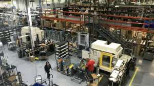 SIG manufacturing floor Photo by Alan Clemons e991f65cda8cad0d03a7ea8cd2674507 200522 122501
