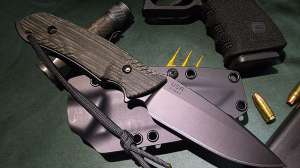 TR Attleboro Battle Knife Black Straight 190104 101142 630209a8129d64644d9f3fa32254607a