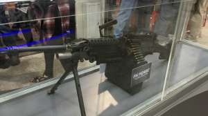 FN M249 S in case with belt e1453408082342 190104 101508