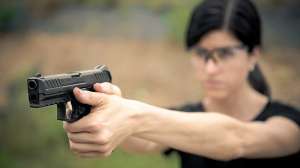 Web VP9 Action Image Female Shooting 190104 100807 630209a8129d64644d9f3fa32254607a