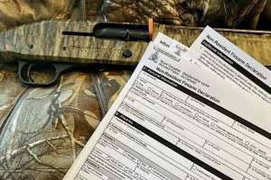 Canada gun ban shotguns hunting photo Alan Clemons e991f65cda8cad0d03a7ea8cd2674507