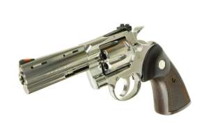 Colt Python revolver f4159788da6a13a05c7755e7e3b29890 200827 142502