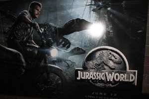 PR jurassic world CT061615 190104 101206 630209a8129d64644d9f3fa32254607a