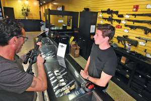 Rental guns DSC 5281 f4159788da6a13a05c7755e7e3b29890 211109 122502