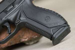 Ruger Amer Pistol02 SAMPLE 190104 112331 22324800fce26a819a1e10ad9771752c