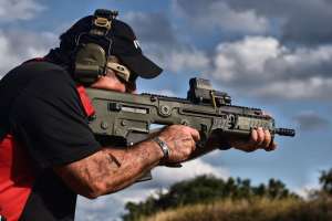 Debrief IWI 1 offhand shots with bullpup can be more stable for some than with AR15
