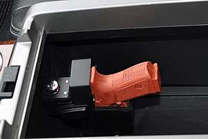 HGH center console 190104 100813