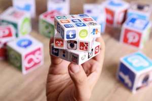 Tac Ret Marketing Strategies puzzle i Stock copy 190104 102444