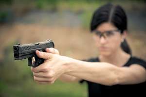 Web VP9 Action Image Female Shooting 190104 101503